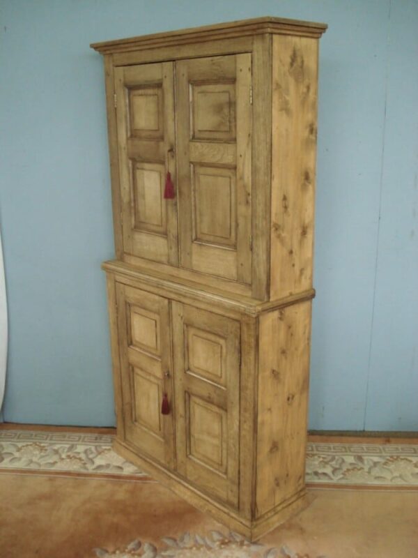 Small 19th Century four door oak & pine cupboard. Antique Cupboards 10