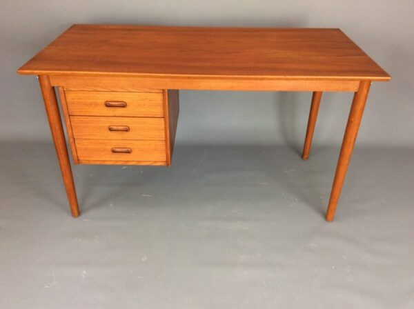 Danish Mid Century Teak Writing Desk by Arne Vodder Arne Vodder Antique Desks 4