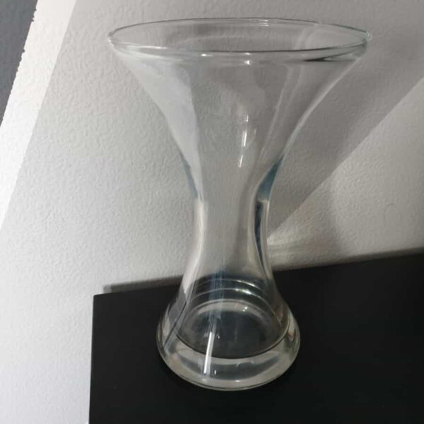 Scale floor standing glass Trumpet Vase
