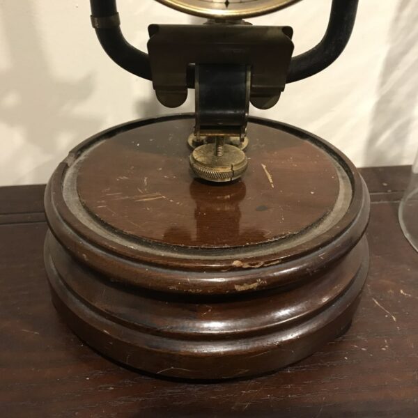 Bulle electric driven glass domed clock - Image 3