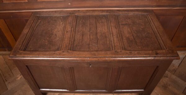18th Century Oak Coffer/ Storage / Blanket Box SAI2727 - Image 4