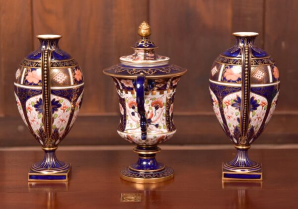Set Of 3 Royal Crown Derby Imari Vases SAI2735 - Image 11