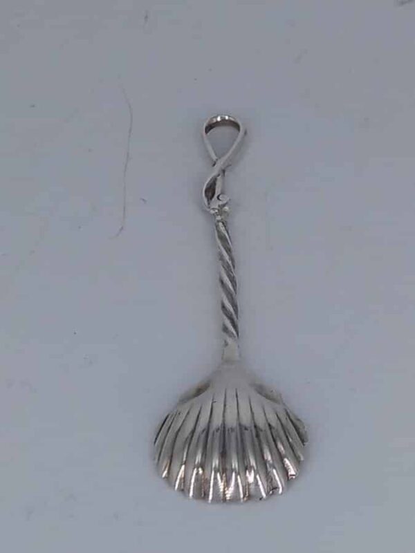 William IV Shell Design Silver Salt Spoon - Image 5