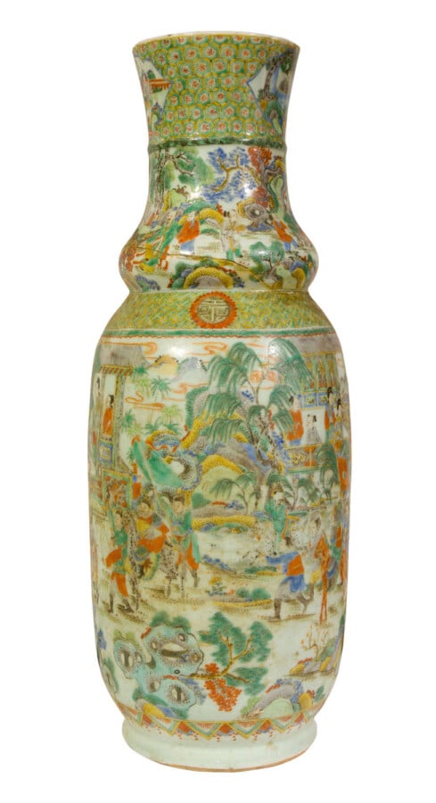 A large 19thc Cantonese porcelain vase A/F Antique Vases 3