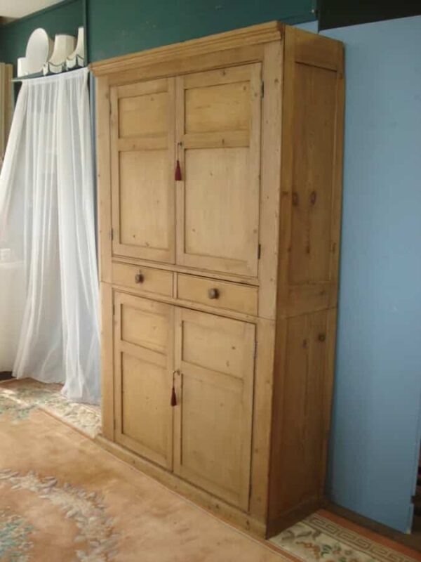 A Magnificent Early 19th Century Pine Four Door cupboard Antique Cupboards 5