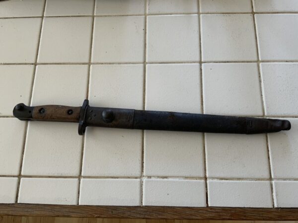 Bayonet and Scabbard British Army 2WW