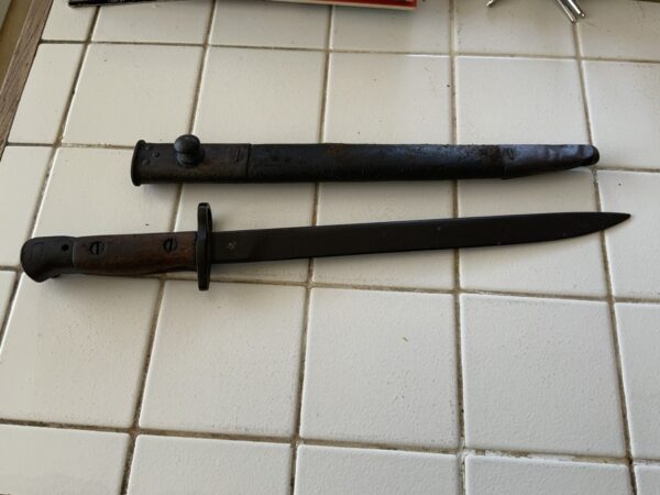Bayonet and Scabbard British Army 2WW - Image 4