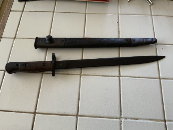 Bayonet and Scabbard British Army 2WW Military & War Antiques 6