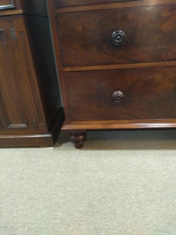 Quality William IV Mahogany Chest of Drawers - Image 5