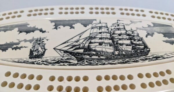 Scrimshaw effect Cribbage Board Bakerlite Miscellaneous 4