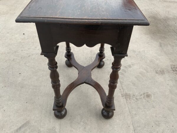 Queen Ann oak Lowboy Antique Furniture 5