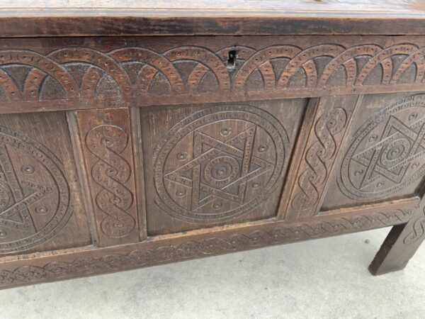 Coffer in oak and superbly carved front, circa 1740’s Antique Furniture 5