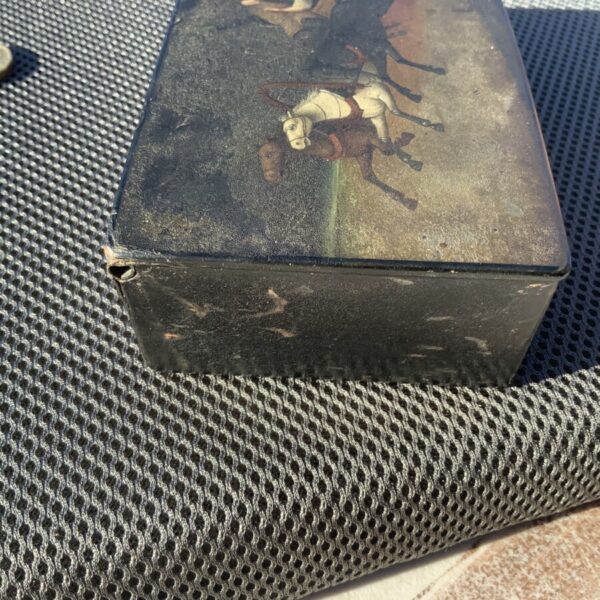 Russian painted tabletops Snuff Box - Image 9
