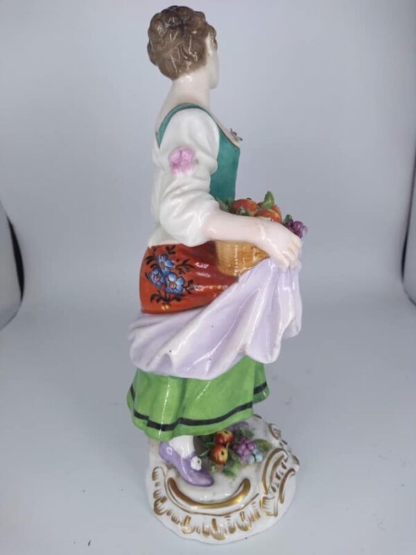 Pair of 19th Century Porcelain Figurines - Image 8