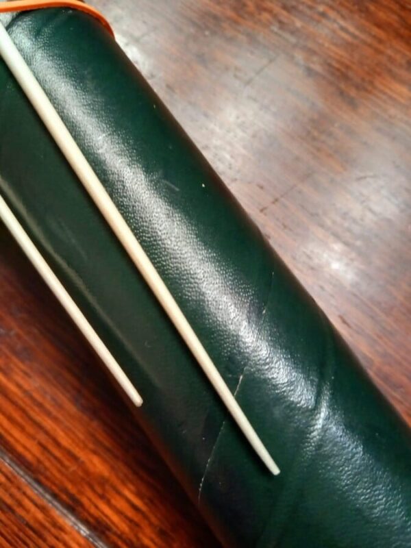 Music conductors batons in leather case - Image 3