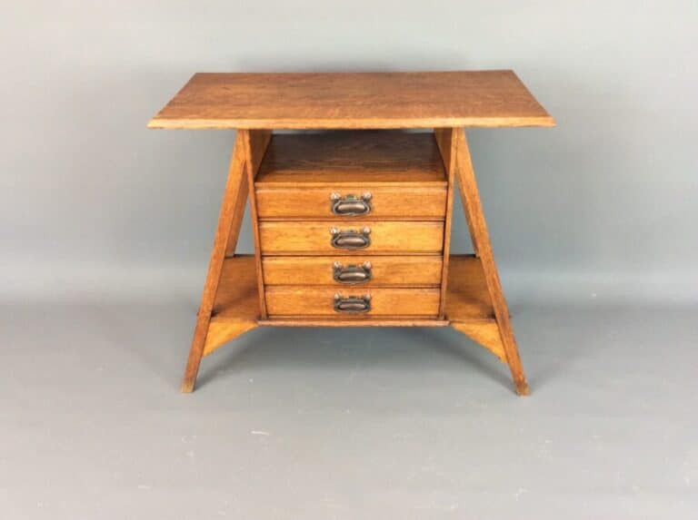 Arts & Crafts Chest of Drawers c1900