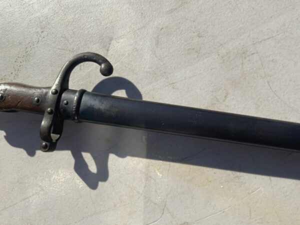 French Bayonet & Scabbard - Image 3