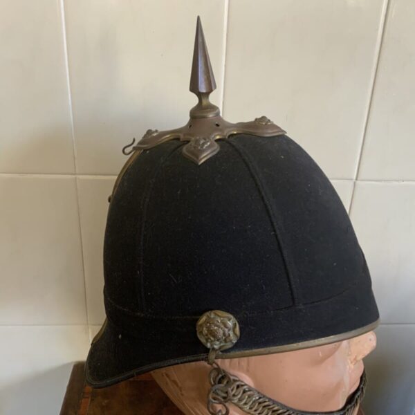Helmet & Tin Officers of The Yorkshire regiment - Image 9