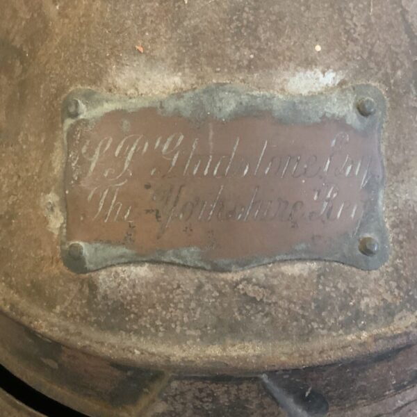 Helmet & Tin Officers of The Yorkshire regiment Antique Collectibles 5