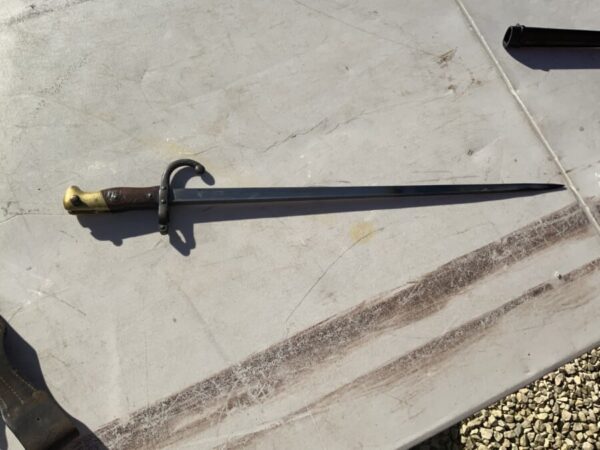 French Bayonet & Scabbard Antique Swords 13