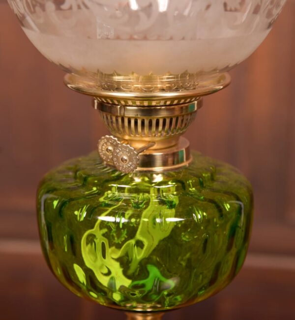 Victorian Oil / Paraffin Lamp SAI2796 Antique Lighting 6