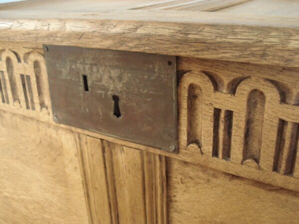 Ancient Oak Coffer - Image 3