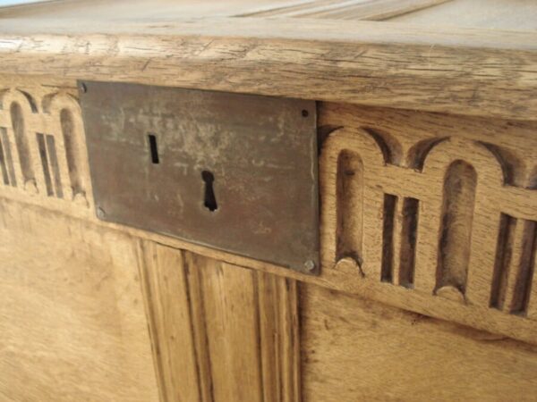 Ancient Oak Coffer Antique Coffers 5