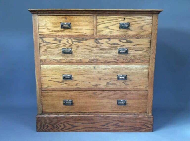 Arts & Crafts Oak Chest of Drawers by Harris Lebus c1900