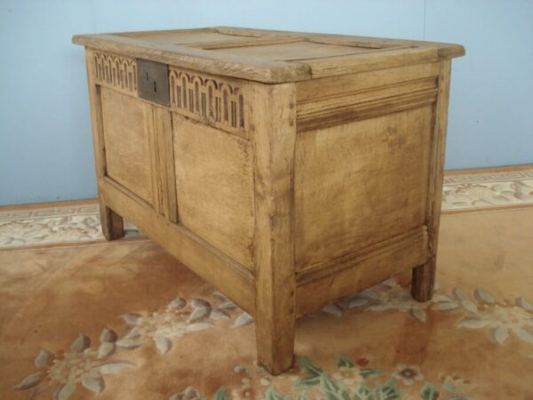 Ancient Oak Coffer Antique Coffers 4