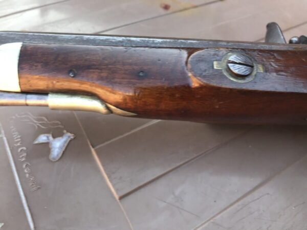 Dublin Castle Flintlock pistol - Image 9