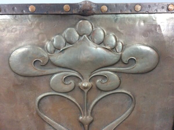 Arts & Crafts Iron and Copper Fire Screen c1910 - Image 3