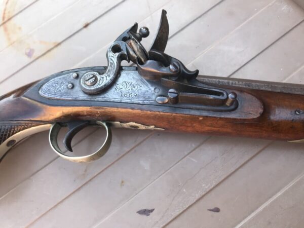Dublin Castle Flintlock pistol - Image 3