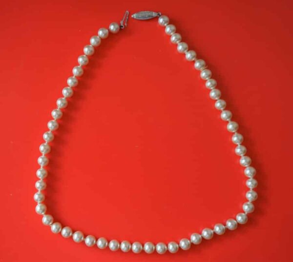 Lotus De Luxe 17″ One Size Pearl Necklace – Original Fitted Box Boxed Jewellery Antique Jewellery 4