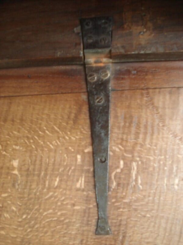 Panelled all around 19th Century Coffer with plain lid - Image 5