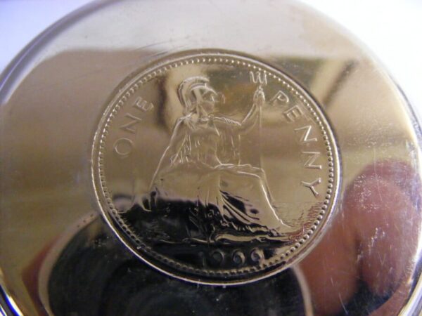 QEII: Top quality 1966 World Cup Football Quaich gold plated Queen Elizabeth penny 60th Birthday - Image 6