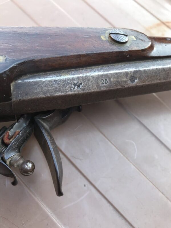 Dublin Castle Flintlock pistol - Image 16