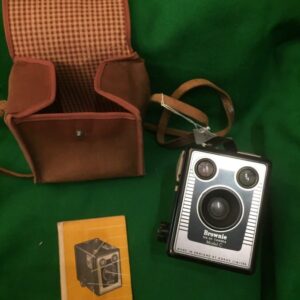 Box Brownie Camera with case and instruction antique camera Antique Collectibles 3