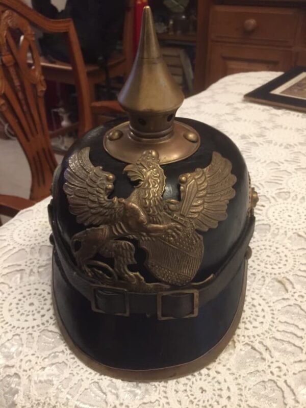 1890/WW1 German imperial pickelhaube helmet
