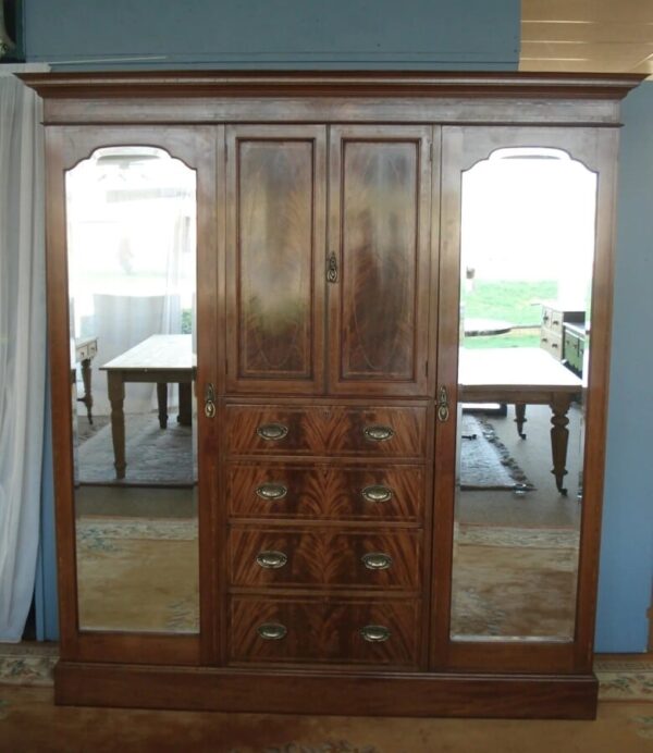 Stunning & Pretty Much Immaculate Edwardian Compactum Antique Furniture 3