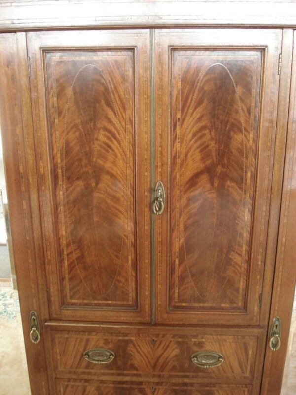Stunning & Pretty Much Immaculate Edwardian Compactum Antique Furniture 11