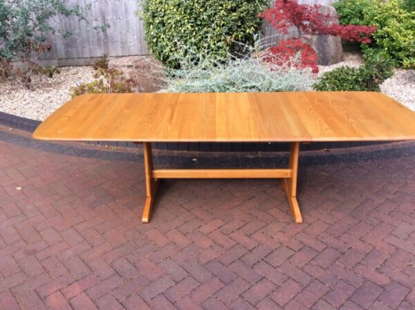 Large Ercol Windsor Extending Dining Table dining tables Antique Furniture 4