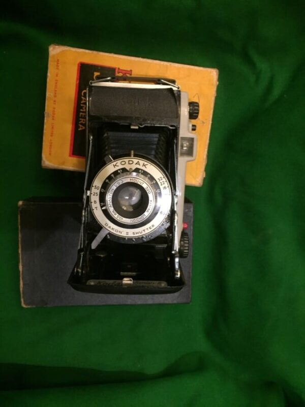 1940/50 Kodak junior 2 camera bifolding camera Antique Collectibles 7
