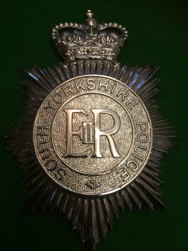 13 Police Helmet Badges from UK - Image 10