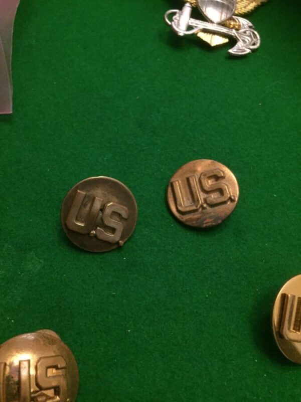 Original WW2 US army badges, limited supply 10.00 each +postage - Image 10
