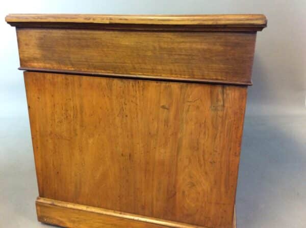Late Victorian Walnut Pedestal Desk by Maple & Co c1890 - Image 6
