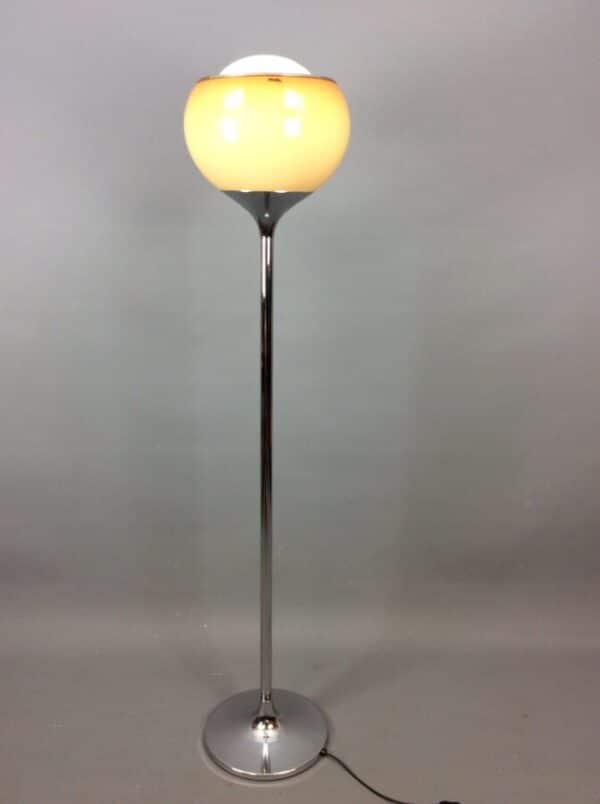 Italian Mid Century Floor Lamp by Guzzini c1970’s Guzzini lamp Antique Lighting 3