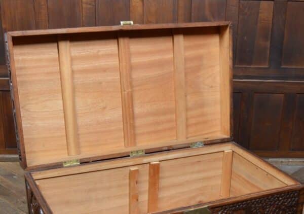 Oriental Camphor Wood Blanket / Storage Box SAI2848 Antique Chests 6
