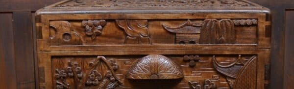 Oriental Camphor Wood Blanket / Storage Box SAI2848 Antique Chests 9