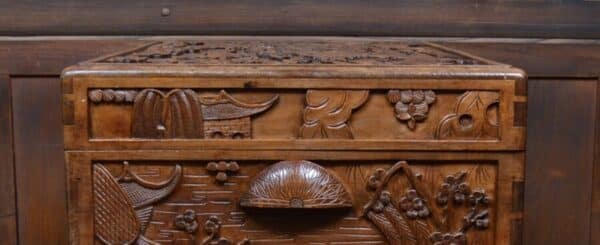 Oriental Camphor Wood Blanket / Storage Box SAI2848 Antique Chests 14