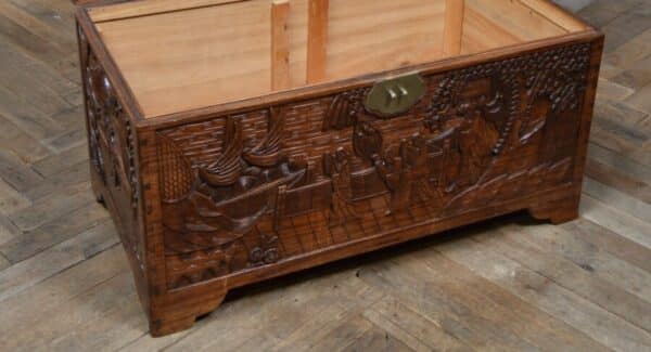 Oriental Camphor Wood Blanket / Storage Box SAI2848 Antique Chests 7
